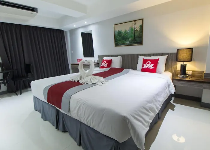 Zen Yaowarat Soi 7 Hotel